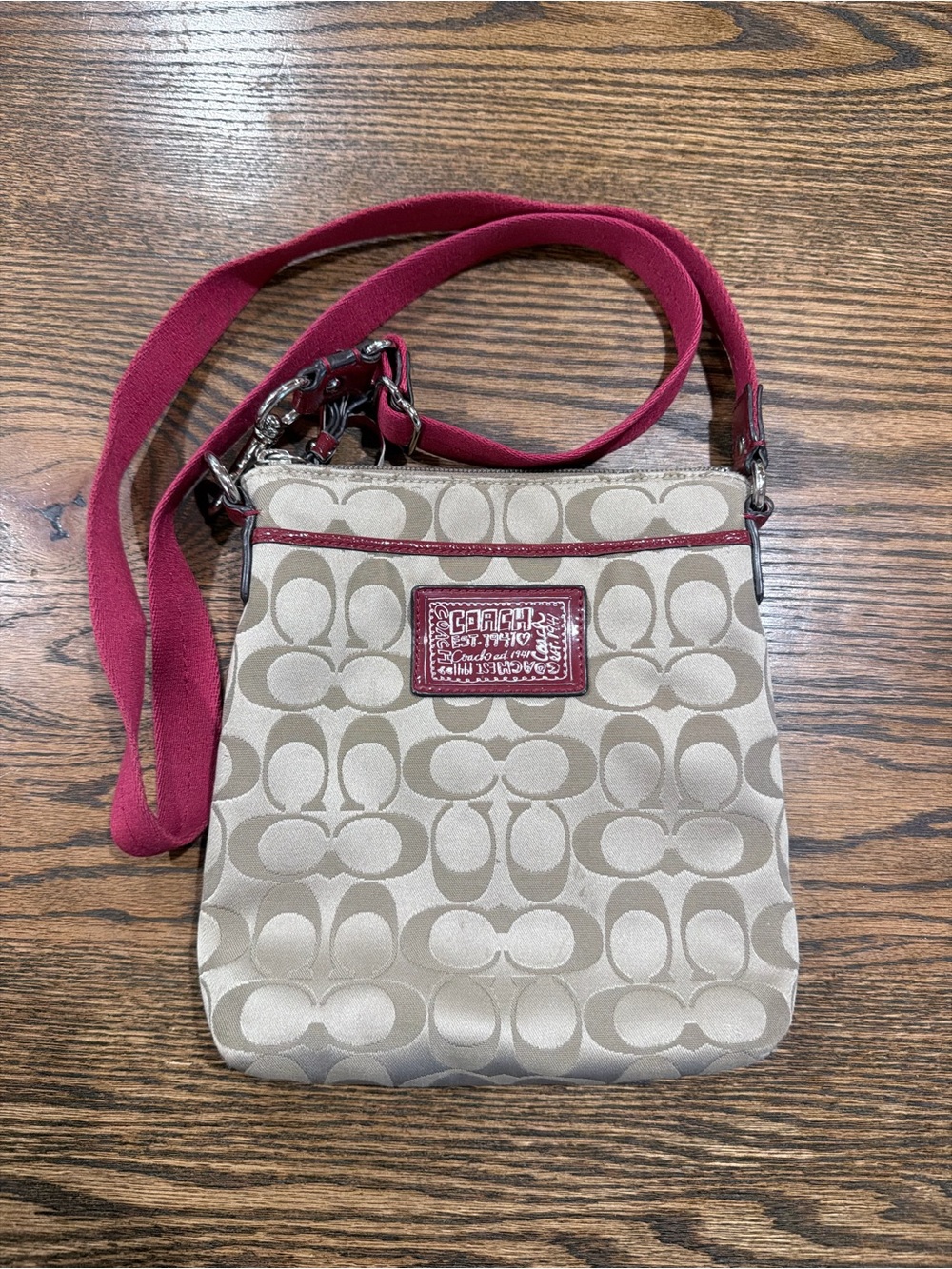 Coach Poppy Signature Daisy Swingback